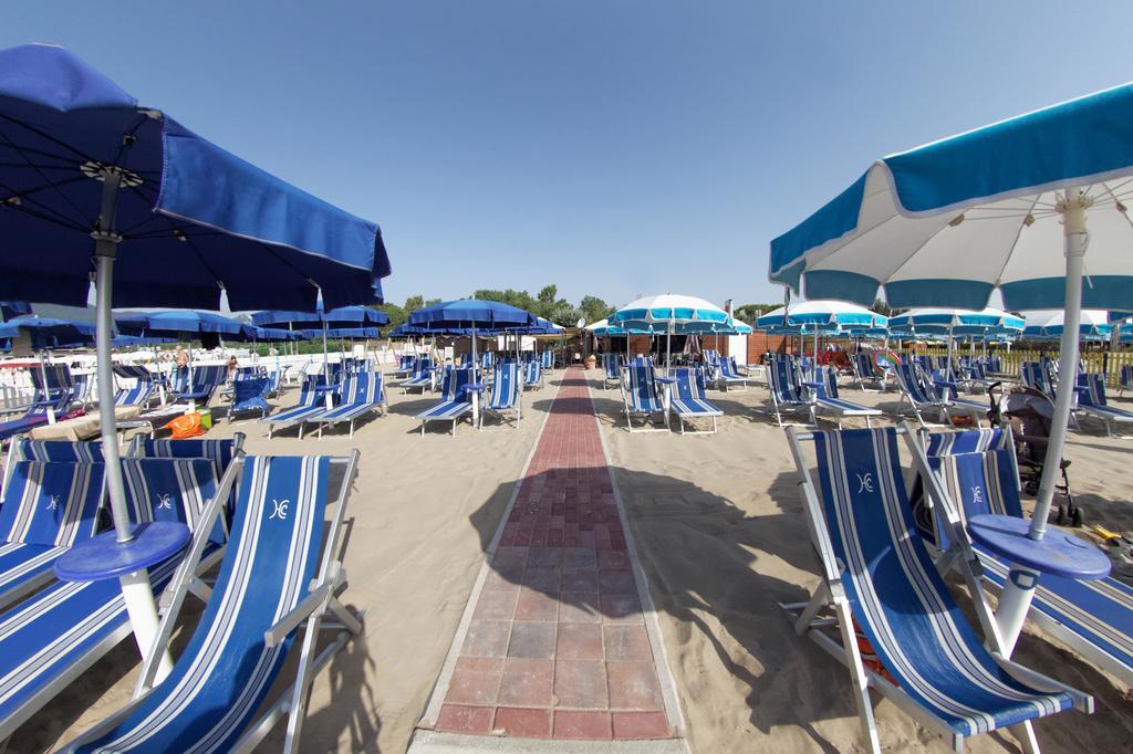 Hotel Capo Circeo Centro Benessere & Padel ซาน เฟลิเช เชร์ชีโอ ภายนอก รูปภาพ