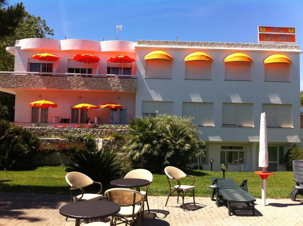 Hotel Capo Circeo Centro Benessere & Padel ซาน เฟลิเช เชร์ชีโอ ภายนอก รูปภาพ