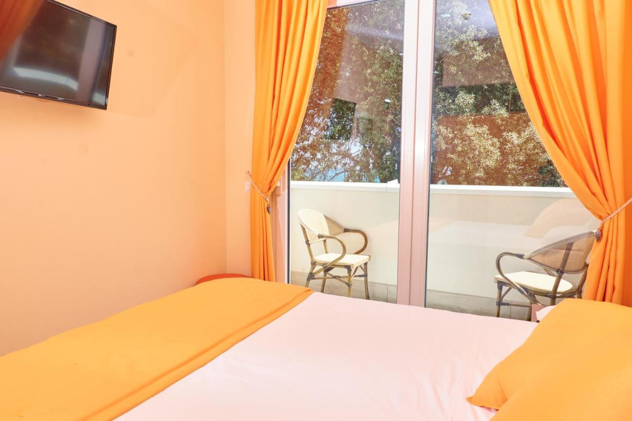 Hotel Capo Circeo Centro Benessere & Padel ซาน เฟลิเช เชร์ชีโอ ภายนอก รูปภาพ